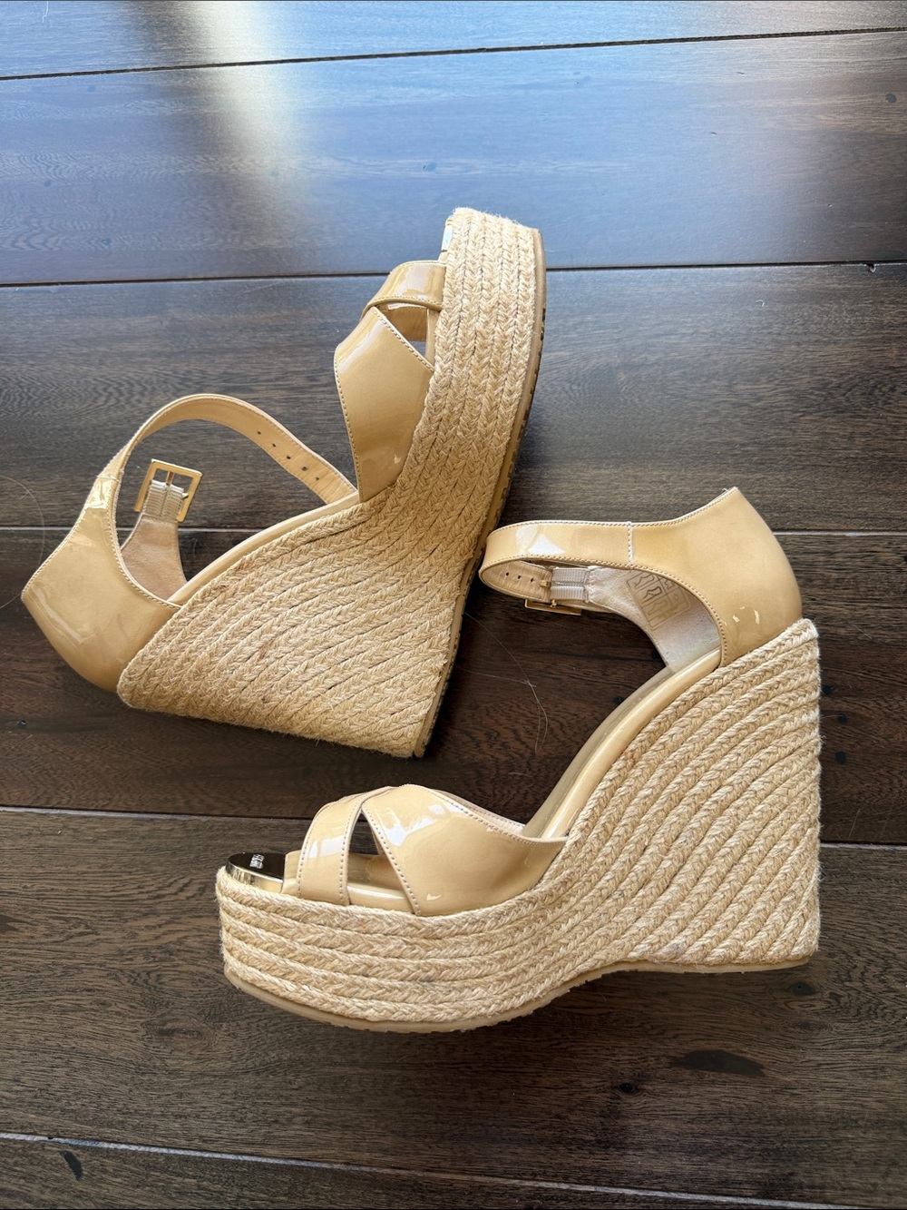 Jimmy Choo Women's Beige Patent Leather Wedge Sandals - Picture 3 of 5
